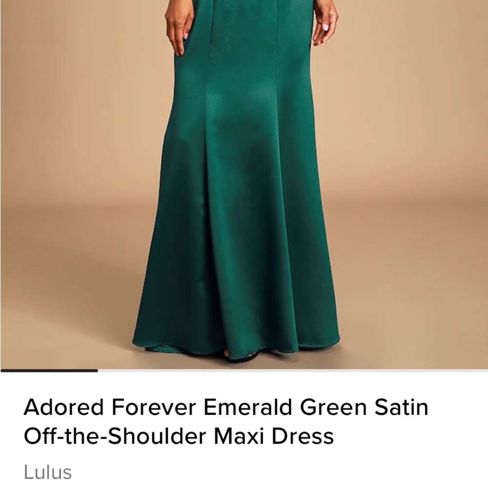 Lulu’s large off the shoulder emerald satin maxi dress - Picture 7 of 9